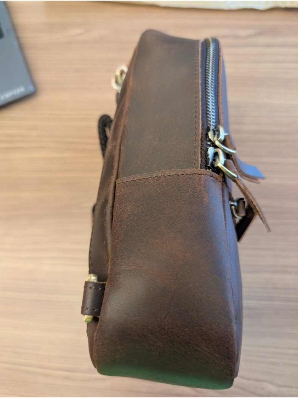 S-Zone Bag Purse Crossbody Brown Sling Bag Teardrop Minimalist NWOT Faux Leather - Picture 4 of 9